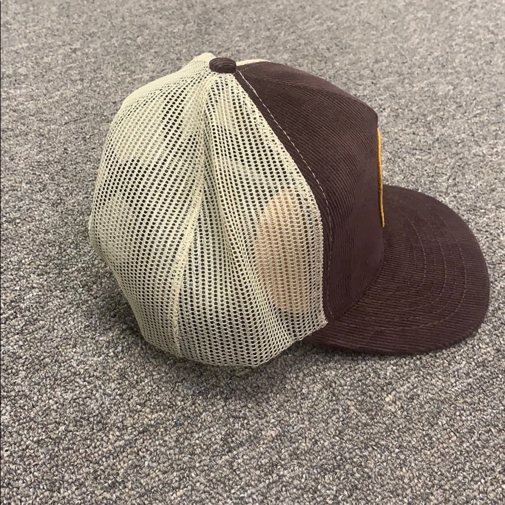 Latin trucker hat - Picture 2 of 2